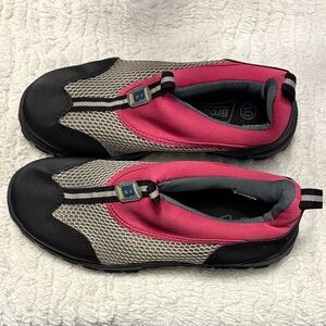 Women’s Broadstone Water Shoes - Size 10